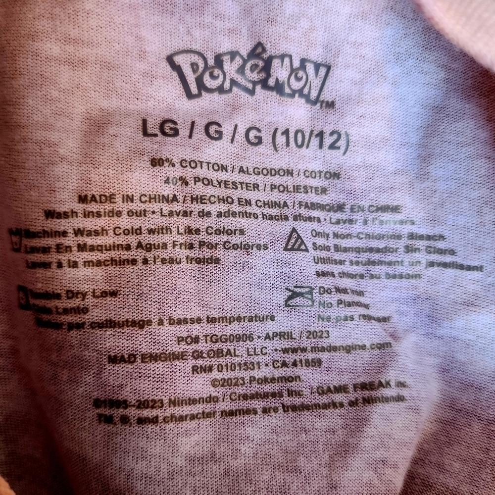 NWT Pokemon Pikachu & Eevee Halloween Tie Dye Trick or Treat Graphic Tee L 10/12 - Picture 5 of 6